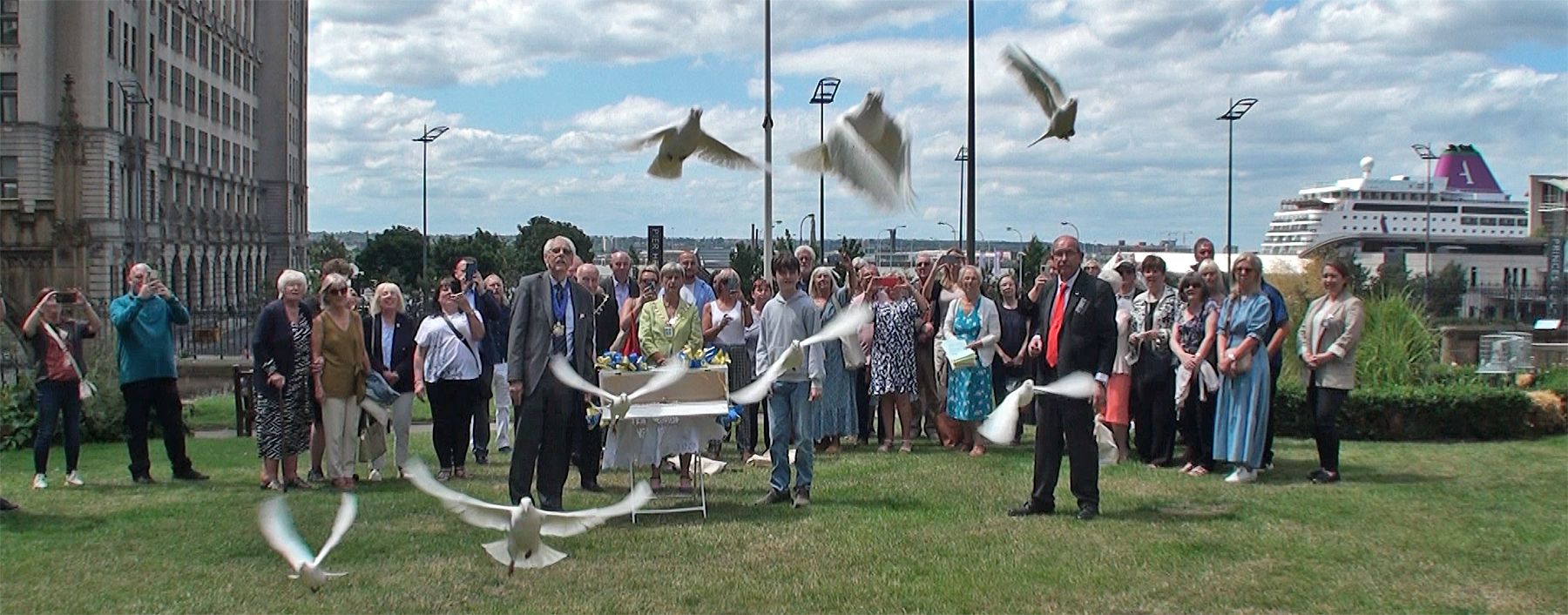 Merseyside asbestos victims meet to remember and safeguard future generations