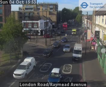 London Road/Raymead Avenue