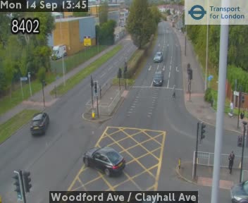 Woodford Ave / Clayhall Ave