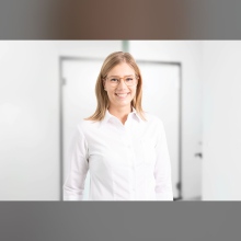 Carolin Ninic, Zahnarzt Oberursel