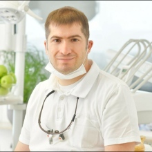 Bild vergrößern: Philippe Dächert, Zahnarzt Flörsheim am Main