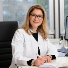 Bild vergrößern: Abir Mahdi-Joest, Allgemeinmediziner München