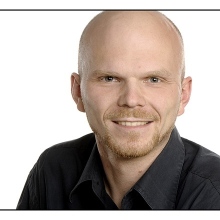 Bild vergrößern: Hannes Julian Schulte-Ostermann, Zahnarzt Berlin