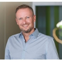 Bild vergrößern: Jürgen Hennig, Zahnarzt Nürnberg