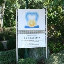 Zahnärztliches Naturheilzentrum Andrea Jagdt Zahnärztin