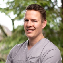 Bild vergrößern: Nils Gerhard, Zahnarzt Kirchheim am Neckar