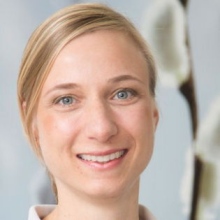 Bild vergrößern: Christine Kräßig, Zahnarzt Hamburg