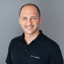 Bild vergrößern: Adrian Lucaciu, Zahnarzt Bergisch Gladbach