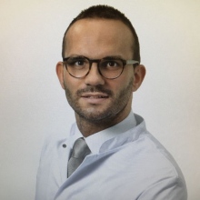 Bild vergrößern: Adrian Matthias Vater, Plastischer & Ästhetischer Chirurg Passau