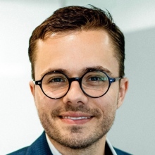 Bild vergrößern: Sandro Strößner, Zahnarzt Weißenfels