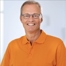 Bild vergrößern: Arnd Schmitt, Zahnarzt Bergisch Gladbach