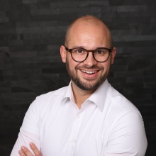 Bild vergrößern: Marcel Neutzler, Orthopäde & Unfallchirurg Essen