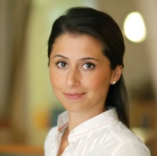 Bild vergrößern: Shohreh Talebi, Kieferorthopäde Düsseldorf