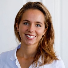 Katharina Wöhrle, Zahnarzt München