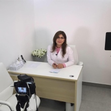 Bild vergrößern: Zainab Al-Naimy, Praktischer Arzt Seligenstadt