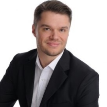 Bild vergrößern: Martin Fink, Zahnarzt Fürth