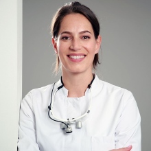 Bild vergrößern: Marlies Makrellis, Zahnarzt Köln