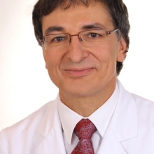 Bild vergrößern: Uwe Trefzer, Hautarzt (Dermatologe) Berlin