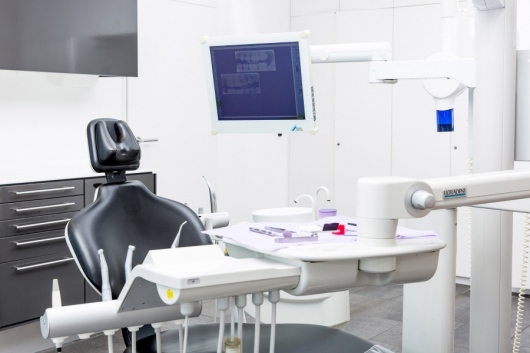 Dr. med. dent. Siegfried Tausend - Zahnarzt Burgberg Im Allgäu