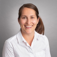 Bild vergrößern: Eva Schmitt, Zahnarzt Siegburg