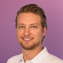 Bild vergrößern: Christoph Koch, Plastischer & Ästhetischer Chirurg Burglengenfeld