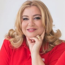 Bild vergrößern: Madalina Simon, Zahnarzt Stuttgart