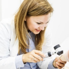 Bild vergrößern: Katharina Schürings, Hautarzt (Dermatologe) Meerbusch