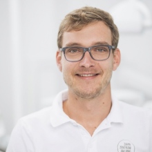 Bild vergrößern: Carsten Beeg, Zahnarzt Dresden