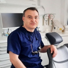 Bild vergrößern: Muhamad Ghazal, Zahnarzt Kiel