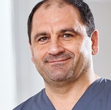 Bild vergrößern: Safwan Srour, Zahnarzt Nürnberg