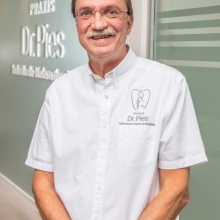 Bild vergrößern: Stephan Pies, Zahnarzt Remscheid