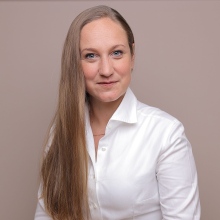 Bild vergrößern: Daniela Schroth-Papenhagen, Zahnarzt Göttingen