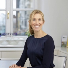 Praxis Dr. med. univ. Katharina Bisanz | Fachärztin für Plastische- und Ästhetische Chirurgie