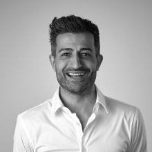 Bild vergrößern: Jaschar M. Kermany, Plastischer & Ästhetischer Chirurg Essen