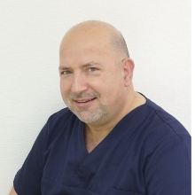 Bild vergrößern: Miroslav Sternberg, Zahnarzt Dortmund