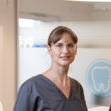 Bild vergrößern: Kerstin Zuchanke, Zahnarzt Elmshorn