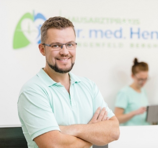 Dr. Med. André Hensch Facharzt Für Hno - Heilkunde Dr. med. Marcel Hennen - Allgemeinmediziner, Internist Langenfeld