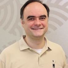 Bild vergrößern: Dimitrios Georgalis, Zahnarzt Frankfurt