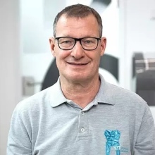 Bild vergrößern: Hendrik Putze, Zahnarzt Stuttgart