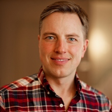 Bild vergrößern: Mario Brandenstein, Plastischer & Ästhetischer Chirurg Düsseldorf