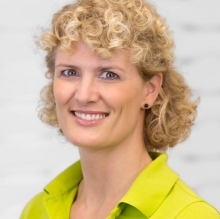 Bild vergrößern: Dörte Prasse, Zahnarzt Oldenburg