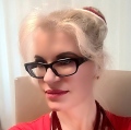 Ruth Mahmoudian, Allgemeinmediziner Hennef