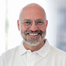 Bild vergrößern: Georg Ebner, Zahnarzt Regensburg