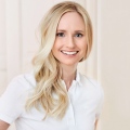 Anna Schley, Zahnarzt München