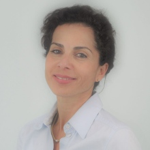 Bild vergrößern: Katayoun Nadjmabadi, Zahnarzt Hamburg