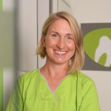 Bild vergrößern: Claudia Waldhorn, Zahnarzt Würzburg