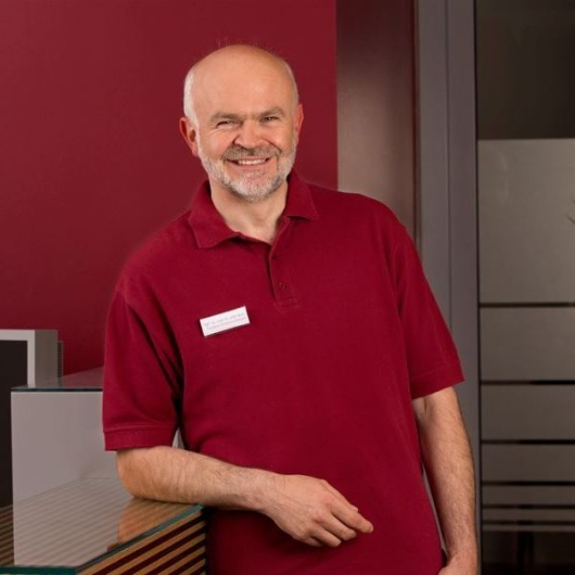 Dr. med. Dr. med. dent. Thomas Schüsselbauer - Mund-Kiefer ...