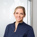 Jasmin Eckert, Zahnarzt Köln