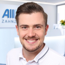 Bild vergrößern: Lars Müller, Zahnarzt Leipzig