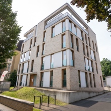 ZMK Bad Wilhelmshöhe Zahnmed. Versorgungszentrum   